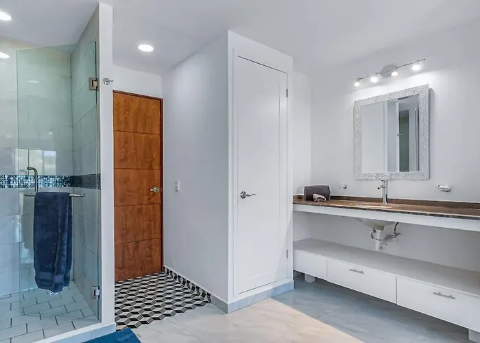 Morgan Residences 508b At Boutique With Pool, Gym, Cabo San Lucas